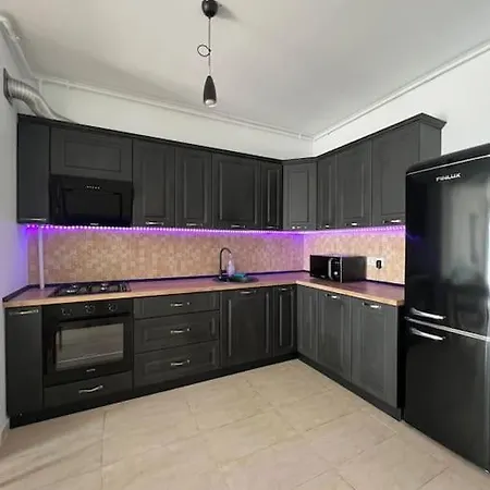 View 4* Bucureşti